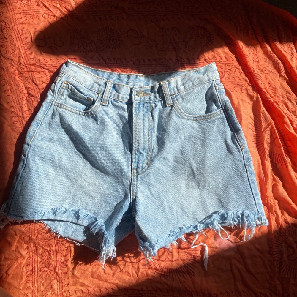 Brandy Melville shorts